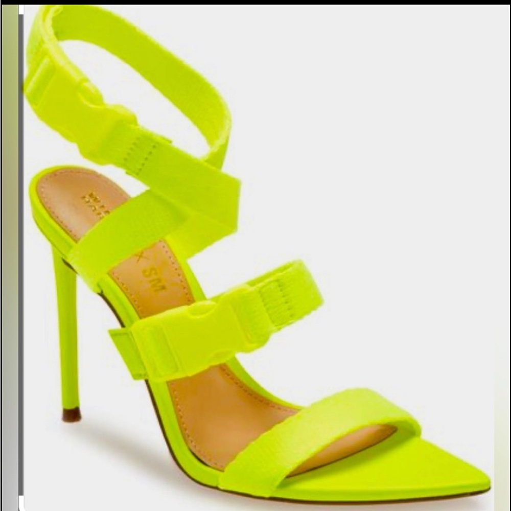 Selling Steve Madden x Winnie Harlow Rampunch Heels